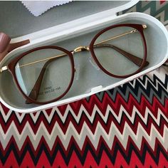 Fake Glasses, Glasses Trends, Womens Glasses Frames, High Fashion Accessories, Trendy Glasses