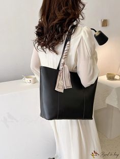 BirdinBag - Versatile White Womens Shoulder Tote Bag - Summer Fashion, Large Capacity Trendy Softback Hobo Bag, Casual Square Bucket Bag For Office, Casual Square Hobo Bag For Office, Casual Bucket Shoulder Bag, Casual Large Capacity Satchel For Office, Casual Office Satchel Shoulder Bag, Black Casual Bucket Bag For Office, Casual Shoulder Bag With Adjustable Strap For Office, Casual Office Shoulder Bag With Adjustable Strap