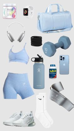 Simple Gym Outfits, Spring Gym Outfits, Gym Bag Essentials Women, Cute Gym Clothes, Gym Bag Essentials, Gym Crush, Sports Outfit