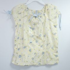 Nwt Bbyyellow & Bbyblue Light Floral Blouse Sz 5 Nwt Bbyyellow, Bbyblue Light Floral Blouse Sz 5 Pair With Bbyblue Or Bbyyellow Leggings And A Pair Of Fresh White Kicks For A Super Press Bbygirl Look<3 Cute Yellow Spring Blouse, Cute Yellow Fitted Blouse, Yellow Floral Print Top For Daywear, Fitted Yellow Tops For Playtime, Cute Cotton Tops For Daywear, Yellow Cotton Floral Print Tops, Cute Short Sleeve Tops For Daywear, Short Sleeve Tops For Playtime In Spring, Short Sleeve Tops For Spring Playtime