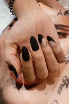 Black Marble Nails, Silver Glitter Nails, Matte Black Nails, Gold Glitter Nails, Black Nail Art, Matte Nails Design