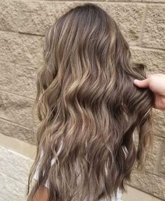 Light Balyage Long Hair Brunettes, Ashy Blonde Partial Highlights, Teasy Lights Brunette Ashy, Hand Painted Balayage Brunettes, Subtle Partial Balayage Brunette, Pretty Highlights For Brown Hair, Bronde Balayage On Dark Hair, Mushroom Bronde Balayage, Mushroom Brunette Hair