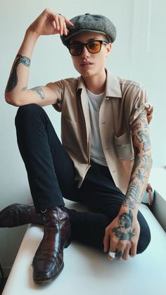 Andro Fashion, Headshot Photoshoot, Non Binary Fashion, Butch Fashion, Androgynous Outfits, Androgynous Look, Converse Outfits, Vans Women, Lesbian Fashion