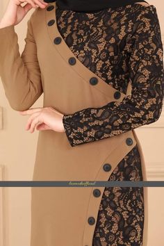 Projek Menjahit, Trendy Outfit Ideas, Designer Kurti Patterns, Kurti Designs Latest, Stylish Short Dresses, Kurta Neck Design, Girls Frock Design, Ladies Blouse Designs, Women Dresses Classy