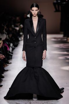 Givenchy 2020, Haute Couture Style, Blazers Casual, Bouchra Jarrar, Givenchy Couture, Spring Couture, Couture Mode, Fashion 2020