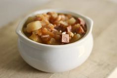 Grandma B's Bean Soup Recipe Vegetarian Baked Beans, Slow Cooker Vegetarian Chili, Slow Cooker Beans, Swiss Steak, Bean Soup Recipe, Creamy Mushroom Soup, Slow Cooker Vegetarian, Ham Soup, Ham And Beans