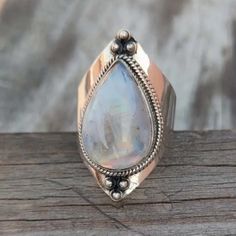 Moonstone Healing Crystal Ring. Sizing Guide In Pics. Cr1 Healing Crystal Ring, Geometric Bracelet, Big Rings, Bohemian Rings, Styl Boho, Star Bracelet, Moonstone Jewelry, Bead Charm Bracelet, Men's Jewelry Rings