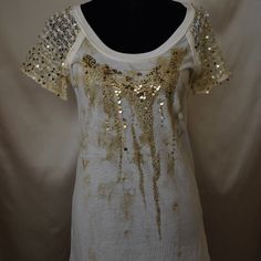 Buckle, Beaded Shirt With Gold Sequins**Nwt** *All Items Are From A Smoke-Free Home, Steam-Cleaned With A Hand-Held Conair Steamer That Removes 99.9% Of Bacteria And Then Put Into A Sealed Plastic Bag. Fitted White Beaded Top, Fitted White Embellished Top, Gold Embellished Summer Top, Gold Embellished Tops For Summer, Glamorous White Embellished Blouse, Spring Fitted Embellished T-shirt, White Sequined Tops For Night Out, White Beaded Top For Party, White Sequined Blouse For Night Out