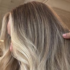 COLORIST | MINNEAPOLIS on Instagram: "headed into 2024 as a low maintenance girly 🤎 “Mini blonde” and “custom root tone” appointment today on this beautiful lady! @schwarzkopfusa blondme 7vol  @wellahair color touch 7/73 + 9/0 root melt  #HBES   #bronde #blondebalayage #blonde #brondehair #brondebalayage #blondespecialist #blondehair #americansalon #bestofbalayage #archsalonandsuites #northloopmpls #nolo #minneapolis #minnesota #minneapolishair #minneapolishairstylist #hairextensionbar #luxurysalon #rentalsalon #hbes #meetmebehindthechair #saloneducation #minneapoliseducation #hairclass  #btconeshot2024_blondes  #btconeshot2024_warmbalayage  @oneshothairawards @behindthechair_com" Bronde Balayage, Bronde Hair, Low Maintenance Hair, Hair Colours, Minneapolis Minnesota, Beautiful Lady, Blonde Balayage, Low Maintenance