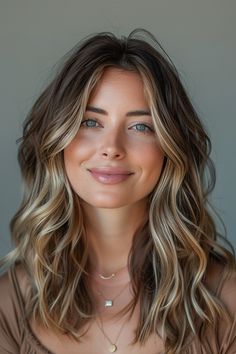 24 Stunning Dark Blonde Hair Color Ideas with Highlights for 2024 – CreativeBooster Blonde Hair Color With Highlights, Dark Blonde Balayage Hair, Dimensional Brown Hair, Hair Color Ideas With Highlights, Dark Blonde Hair Color Ideas, Hair Color With Highlights, Color With Highlights, Fall Blonde Hair