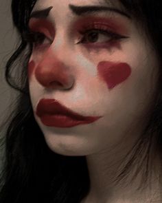 Heart red clown makeup Halloween Makeup Clown, Halloweenský Makeup, Funky Makeup, Most Paused Movie Scenes, Halloween Makeup Inspiration, Swag Makeup, Dope Makeup