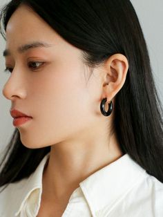 Add a pop of color to your accessory collection with our Enamel Glazed Hoops Earrings! These vibrant hoops are perfect for elevating any outfit and will make you stand out from the crowd. The enamel coating adds a glossy shine to these already eye-catching earrings. Perfect for any fashion-forward individual looking to make a statement! Metal: 18ct Recycled Gold Plated Vermeil on Recycled Sterling Silver Dimensions: 25mm x25mm Weight: 8.5g Sliver Earrings, Geometric Hoop Earrings, Hoops Earrings, Earrings Hoop, Tiger Eye Stone, Enamel Earrings, Recycled Gold, Enamel Jewelry, Metal Earrings