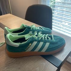 Size 10. Never Worn. Stock X Certified! Green Spezial Adidas, Spezials Adidas, Satellite Stompers, Colorful Adidas, Cute Converse Shoes, Preppy Accessories, Cute Converse, Adidas Originals Shoes, Adidas Handball Spezial