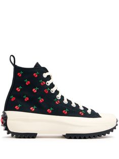 black canvas embroidered motif signature Chuck Taylor patch ankle-length eyelet detailing pull-tab at the heel front lace-up fastening rubber toecap round toe signature OrthoLite™ cushioning flatform rubber sole contrast lining Converse Run Star Hike, Converse Run, Run Star Hike, Converse Run Star, Chanel 2, Iconic Bags, Boots And Sneakers, Flat Boots, Ballet Flat Shoes