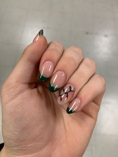 French Tip With Christmas Lights, Christmas Nails Short Almond Shape, French Green Christmas Nails, Green Christmas Nails Almond Shape, Christmas Lights French Tip Nails, Green French Tips Christmas, Winter Tips Nails, Christmas Luminary Nails, Green French Tip Nails Christmas