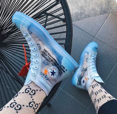 Off White Converse, Yeezy Outfit, Skate Wear, White Converse, Converse Sneakers, Converse Chuck Taylor All Star, Mode Inspiration, Buy Shoes, Converse Chuck