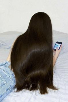 Long Shiny Hair, Vision Board Images, Vision Board Pictures, Dream Vision Board, Life Vision Board, Vision Board Affirmations, Vision Board Manifestation, Beautiful Long Hair, Silky Hair