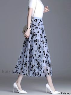 Katykey - Womens Spring/Summer Casual High-Waisted Floral Pattern Layered Skirt: A Chic Addition to Your Wardrobe Fall Care, Layered Skirt, Spring And Fall, Summer Casual, Types Of Printing, Floral Pattern, Spring Summer, High Waisted, Wardrobe