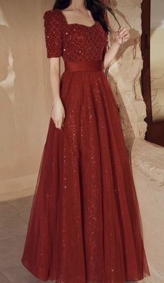 Red Gown Design Ideas, Red Indian Gown Dress, Red Indian Party Wear, Red Gowns Indian, Red Gown Designs Party Wear, Western Party Wear Outfits, Western Dresses For Party Wear, Long Gown Designs Indian Wedding, Long Dress Designs Gowns Western