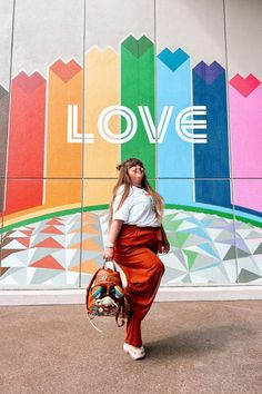 Looking pretty love! 😍 Loving the outfit so much and on how cute @positivelychristie carries our Camel Rope Drop Backpack! ❤️ Follow her for more magical inspo and don't forget to tag us on your photo with your Rope Drop Backpack to get featured too! 📸🌟 Click to snag yours now! 🛍️ Disney Park Bag, Disney Park, Outfit Idea, Your Photo, Theme Park