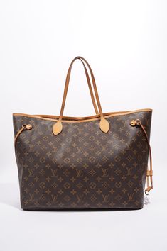 Brand: Louis Vuitton Style: Neverfull Size: GM Width: 56cm Height: 33cm Depth: 19.5cm Handle Drop: 27cm Exterior Condition: Excellent Interior Condition: ﻿Very Good Exterior Colour: Monogram / Brown Interior Colour: Brown Hardware Colour: Gold Serial Code: FL0186 Manufactured In: France | February 2016 Comes With: Original Box & Original Dustbag Delivery 5-8 or 10-15 working days Please note that during high season and Sale period, delivery times may be affected We accept payment with a Credit card, Debit card, or PayPal.Note: Our Items are totally New High quality Brand Inspired Refurbished. Please make sure you are well aware of it before buying any of the Item.T&C's Apply in case of refunds. Please send us message on below chat to confirm availability. We will send the Refurbished Model Gm Monogram, Louis Vuitton Neverfull Gm, Neverfull Gm, Interior Colour, Brown Interior, Fendi Bags, Exterior Colors, Prada Bag, Colorful Interiors