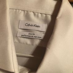 Men's Dress Shirt Nwot Calvin Klein Cotton Shirt With Spread Collar, Calvin Klein Casual Shirt With Spread Collar, Casual Calvin Klein Shirt With Spread Collar, Classic Calvin Klein Shirt For Spring, Classic Calvin Klein Spring Shirt, Calvin Klein Formal Collared Shirt, Classic Fitted Calvin Klein Shirt, Calvin Klein Formal Cotton Shirt, Calvin Klein Cotton Formal Shirt