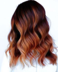 Lived In Copper Balayage, Auburn And White Hair, Dark Red Hair Color Ideas, Hair Color Ideas For 2023, Auburn Hair Balayage, Red Balayage Hair, Red Hair Color Ideas, Dark Red Hair Color, Red Hair With Highlights