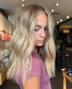 Subtle Hair Color For Blondes, Daphne Hair, Fall Blonde Hair, Lighter Hair, Hair Extentions