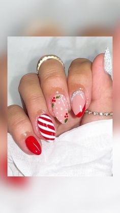 Nail Into Christmas, Christmas Nails Cute Xmas, Short Acrylic Nails Christmas Designs, Very Short Nails Christmas, Christmas Nails 2022 Candy Cane, Acrylic Christmas Nails Holiday, Red Christmas Nails Candy Canes, Christmas Nail Designs Holiday Red, Short Candy Cane Nails