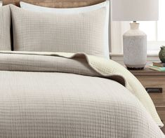 the comforter is made up and ready to be used in this bedding set