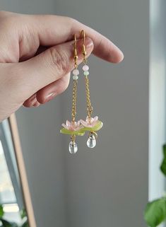 Nature Jewelry Diy, Korean Earrings Aesthetic, Cottagecore Jewelry, Diy Earrings Easy, Clay Jewelry Diy, Handmade Jewelry Designs, Plastic Jewelry, Funky Jewelry, Jewelry Lookbook