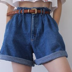 Thrift Style, Dr Closet, Casual Denim Shorts, Soft Dramatic, Summer Shorts Denim, Balloon Pants, Future Wardrobe, Short Women Fashion, Birthday Stuff