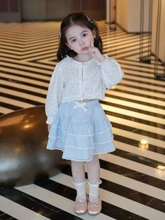 Child Fashion, Kids Wear Girls, Cotton Frocks, Kid Clothes, Kids Wear, News Design, Violin