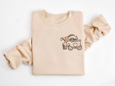 Disneyland Crewneck, Disney Elemental, Disney Crewneck, Disney Sweatshirt, Disney Embroidery, Custom Baseball Jersey, Interactive Stories, Disney Sweatshirts, Embroidered Crewneck