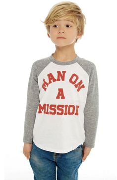 NWOT Boys Chaser ‘Man on a Mission’ Long Sleeve T-shirt Size 14. Retails for $40! Easy to wear, easy to pair! Soft & comfy! Ships fast from clean, smoke-free home! Soft Joggers, Fall Kids, Men Fits, Zip Up Hoodies, Black Boys, Cozy Knits, Lifestyle Brands, Grey And White, Long Sleeve T Shirt