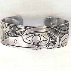 This Stunning Sterling Silver .75" Raven Bracelet Is Hand Carved By Kwakwaka'wakw First Nation Artist Paddy Seaweed. Bracelet Measures Approximately .75" X 6.25, With A Gap Of About 1". Signed Ps. In Excellent Condition. Considered A Master Carver, Patrick Seaweed Is A Member Of First Nation, A Native American Community Of The Pacific Northwest, Canada. He Started To Carve At An Early Age, And Was Influenced By His Brothers, Kwakwaka'wakw Artists Norman And Alfred Seaweed. Paddy Was Trained In J Raven Bracelet, Native Jewelry, The Pacific Northwest, First Nations, The Pacific, Pacific Northwest, Womens Jewelry Bracelets, Cuff Bracelet, Native American