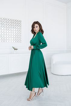 Fabric: faux silk Viscose 35%, Polyester 35%, Cotton 20% Nylon 10% V-neck Long sleeve Puffed sleeve Accordion pleat Maxi length Elegant Green V-neck Long Sleeve Dress, V-neck Dress With Gathered Sleeves For Fall, Fall V-neck Dress With Gathered Sleeves, Formal Pleated V-neck Dress, V-neck Maxi Dress With Elastic Sleeves For Party, Elegant Fitted V-neck Dress With Gathered Sleeves, Fitted V-neck Dress With Gathered Sleeves, Green V-neck Dress With Pleated Waist, Pleated V-neck Maxi Dress For Formal Events