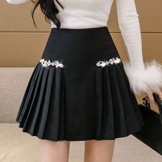 Rhinestone Skort Goals Inspiration, Kawaii Clothes, Girls Fashion, Body Goals, Large Black, Fashion Ideas, Pretty Outfits, Skater Skirt, Cute Outfits