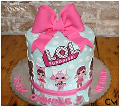 L.O.L. party / L.O.L. fondant cake ideas / Fiesta L.O.L. Surprise / Pastel L.O.L. Surprise #LOL #carlosmaynez #cakedesigner #cakedecorating #fondant #cakeofinstagram #sugarart #cakeart Fondant Cake Ideas, Lol Surprise Cake, Housewarming Party Favors, Surprise Birthday Cake, Toddler Birthday Cakes, Ideas Fiesta, 5th Birthday Party Ideas