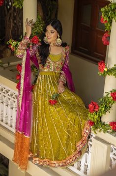 Green Pishwas Frock Pakistani Bridal Dress For Mehndi Green Colour Dress For Mehndi, Dress For Mehndi, Green Pakistani Bridal Dress, Frock Pakistani, Bridal Pishwas, Mehandi Dress, Pakistani Mehndi Dress, Dress Lehenga, Tilla Embroidery