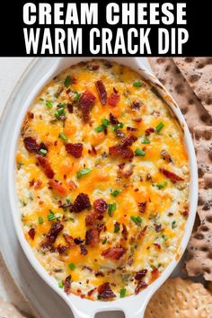 cream cheese dip with crackers Warm Dip Recipes, Best Dip Recipes, Baked Dips, Dip Recipes Appetizers, Cream Cheese Dip, Hot Appetizers, Cream Cheese Dips