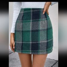 Women's Plaid Skirt High Waist Bodycon Pencil Mini Skirts Color: Green Size: Xl/12 Waist: 33.5" Hip:44.1" Length:16.9" Boho Plaid, Preppy Prom, Bodycon Pencil Skirt, Trendy Business Casual, Business Formal Dress, Coachella Dress, Skirt Pencil, Plaid Pencil Skirt, Boho Bridesmaid