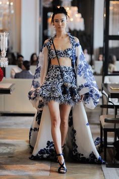 Embellished Leggings, Runway 2020, Ornella Muti, Outfit Verano, Fairytale Fashion, Moda Chic, Crochet Creations, Blue And White Dress, Bridal Fashion Week