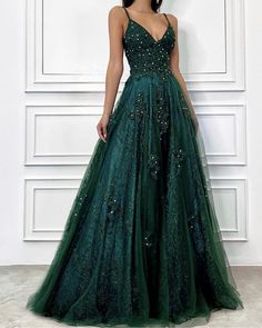 Formal Evening Gown, Green Tulle, Evening Gown Dresses, Long Prom Dresses, Boho Floral Dress, Evening Formal, Swimsuit Dress, Gown Dress, Evening Gowns Formal