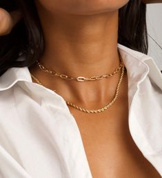 A gorgeous Layered Link Rope Necklace! This Link or Rope Chunky Necklace is perfect for the layered look.  Gift them to yourself or a gift for someone dear! Lovely accent piece for a stunning look.  We beautifully package every item in a jewelry gift box.  Model is wearing link and rope necklaces layered. For the layered look purchase multiple necklaces.  * 14k Gold Filled * All orders are hand crafted with care from our happy studio in sunny Miami, FL  * All items are ethically sourced by us for durability & perfect finishes * It's not only meant to look beautiful... it's meant to be meaningful * We want you to love your jewelry, you'll be completely happy or your money back!  About ( darling jewelry studio }  We specialize in creating minimalistic luxe personalized jewelry that you and y Trendy Layered Figaro Chain Necklace, Gold Chain Link Layered Necklace, Trendy Layered Clavicle Chain Necklace, Trendy Double Strand Figaro Chain Necklaces, Trendy Double Strand Figaro Chain Necklace, Multi-strand Figaro Chain Layered Necklace, Trendy Double Chain Necklace, Multiple Necklaces, Layer Necklaces