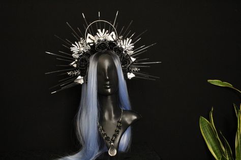 Black halo crown 9 Black Halo Crown, Halo Headpiece, Crown Halo, Crown Headpiece, Sun Burst, Halo Crown, Crown Black, Gothic Witch, Black Crown