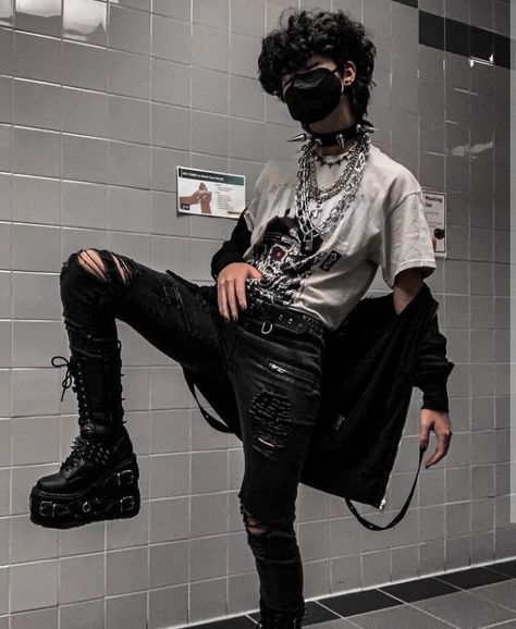 Hot Outfits For Men, Edgy Male Outfits Aesthetic, Edgy Outfits Male, Alt Grunge Outfits Men, Man Alternative Style, Dark Style Boy, Men Alternative Outfits, Alt Transmasc Hair, Posing Reference Male