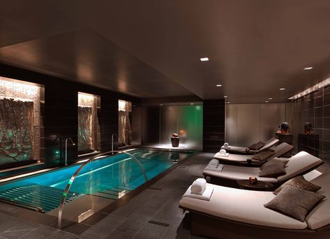 Vitality Pool at The Spa at The Joule Luxury Spa Design, Kleiner Pool Design, Indoor Swimming Pool Design, Home Spa Room, Indoor Pool Design, Piscina Interior, Indoor Pools, Indoor Swimming Pool, Spa Interior