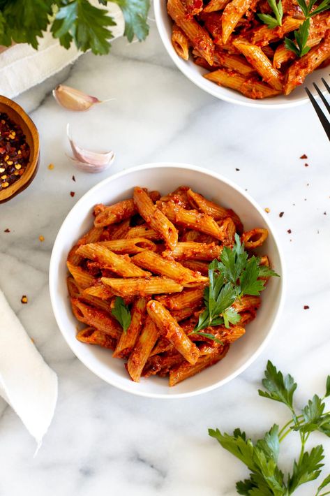 Pesto Penne Pasta, Red Pesto Pasta, Penne Pesto, Red Pasta, Roasted Garlic Cloves, Pasta Penne, Red Pesto, Red Sauce Pasta, Pasta Noodle Recipe