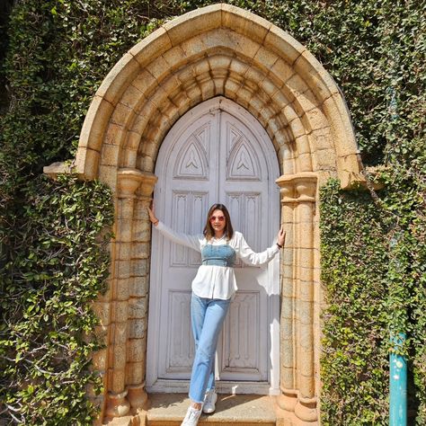 #bangalore #bangalorepalace #palace #fort Bangalore Palace Photography, Fort Poses Ideas, Poses In Fort, Palace Poses, Bangalore Pics, Fort Poses, Udaipur Poses, Varanasi Photography Beautiful, Fort Photography